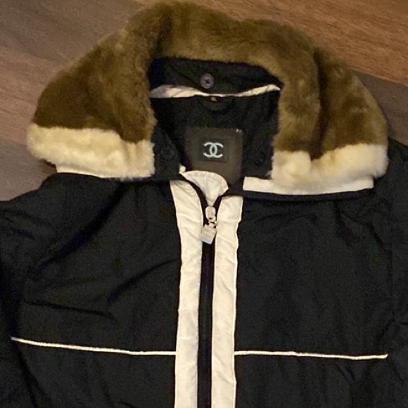 CHNEL  France Made Vintage Fur Collar Black White Jacket Size XL - Picture 6 of 15